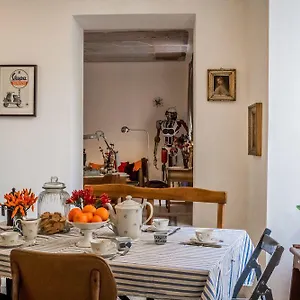 ** Bed and breakfast Bottega Delle Arti Italia